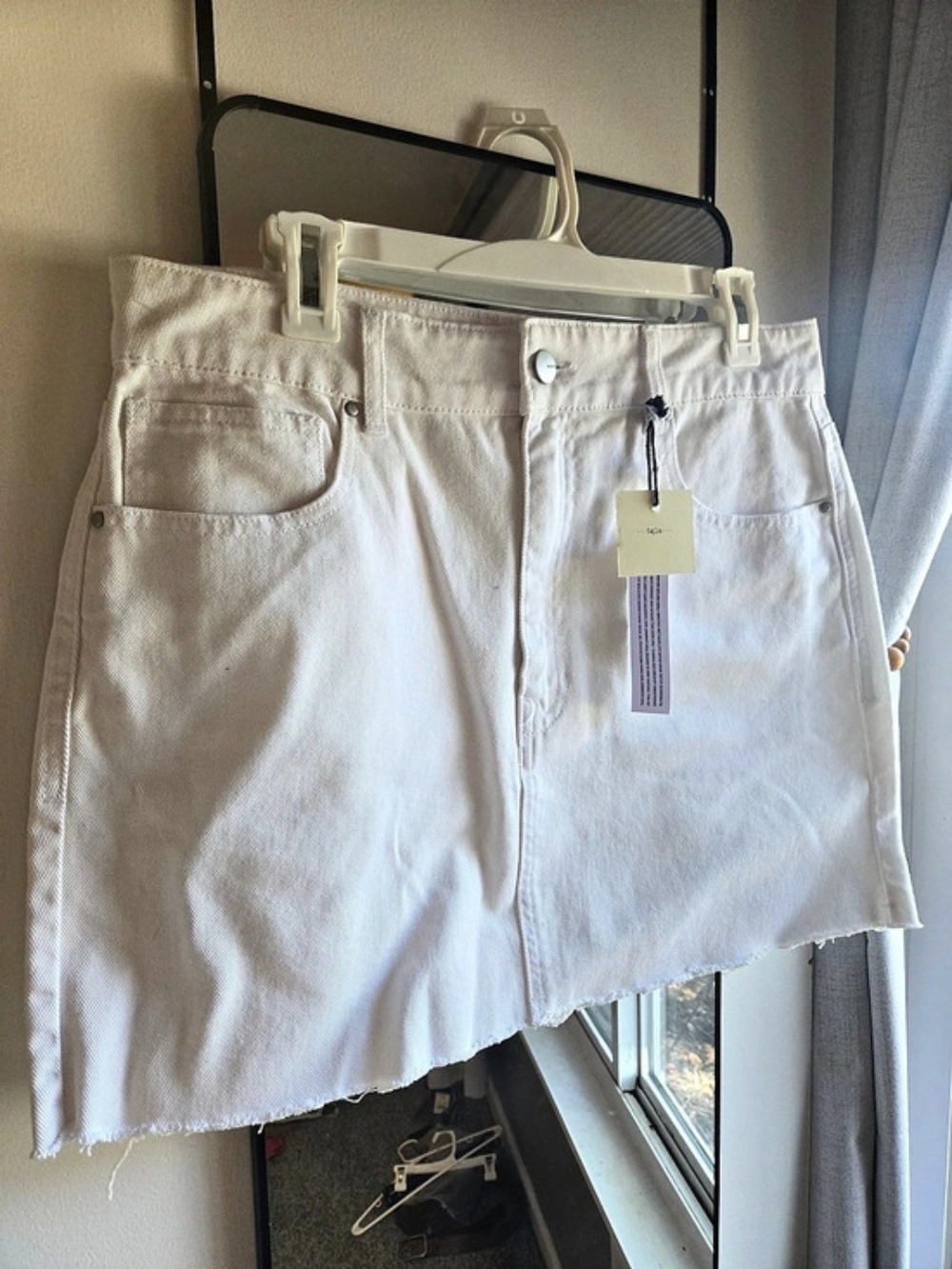 francesca's Frayed Hem Jean Skirt in White Large NWT